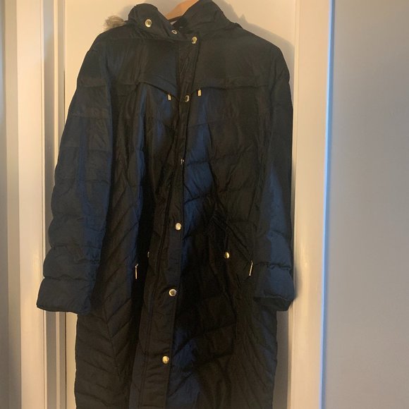 Black Michael Kors Winter Coat – MAKE OFFER - Picture 1 of 4